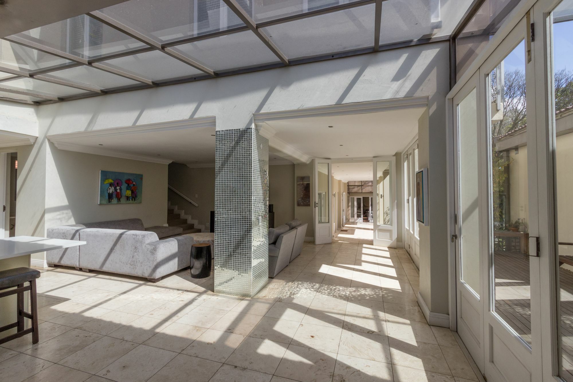 Q On First Guesthouse Johannesburg Buitenkant foto